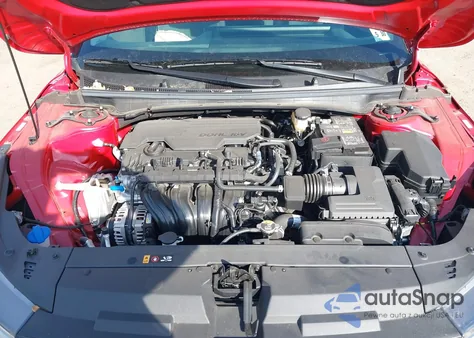 2025 Kia K4 Lxs z USA, uszkodzony, nr VIN 3KPFT4DE1SE019973